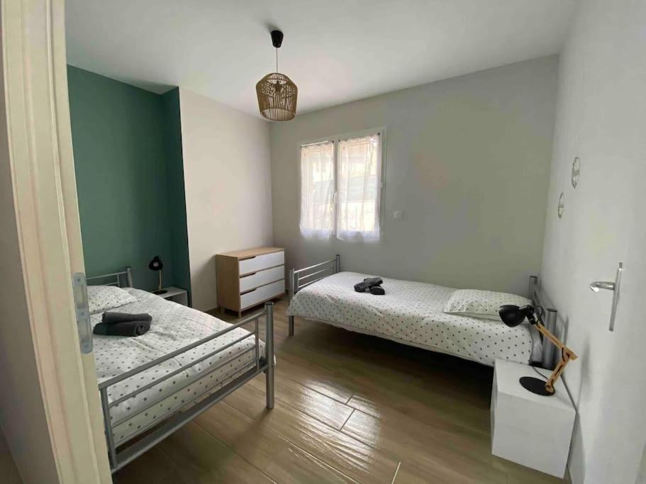 Au Moryllon Lompnas Exterior foto